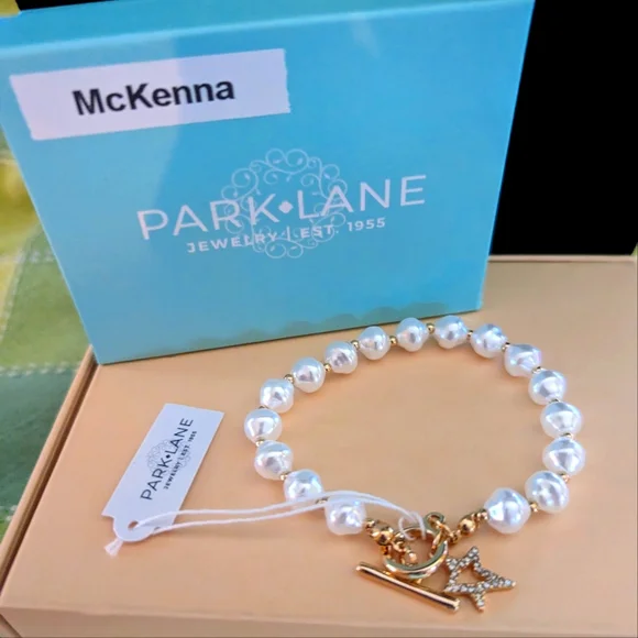 NWT Park Lane Bracelet Womens  Park lane McKenna bracelet display picture 1